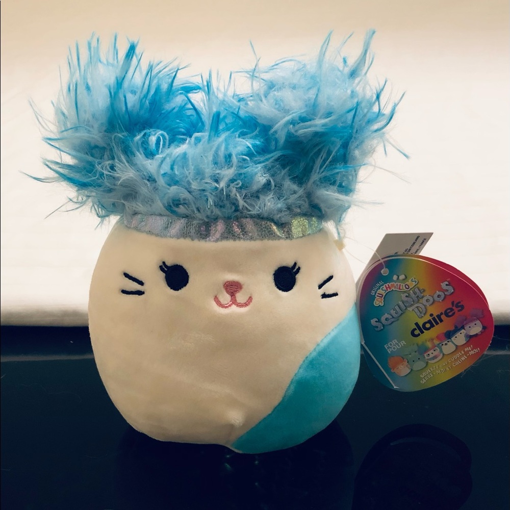 Squishmallow Cora the Cat